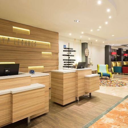 Hotel Madrid Leganes Affiliated By Melia Екстериор снимка