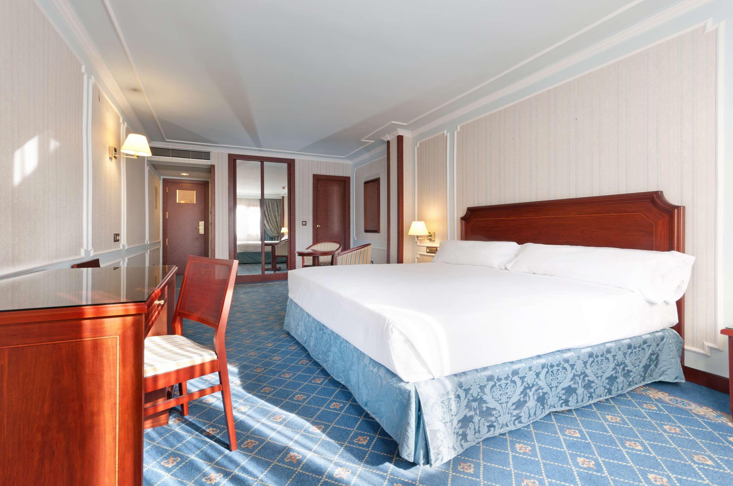 Hotel Madrid Leganes Affiliated By Melia Стая снимка