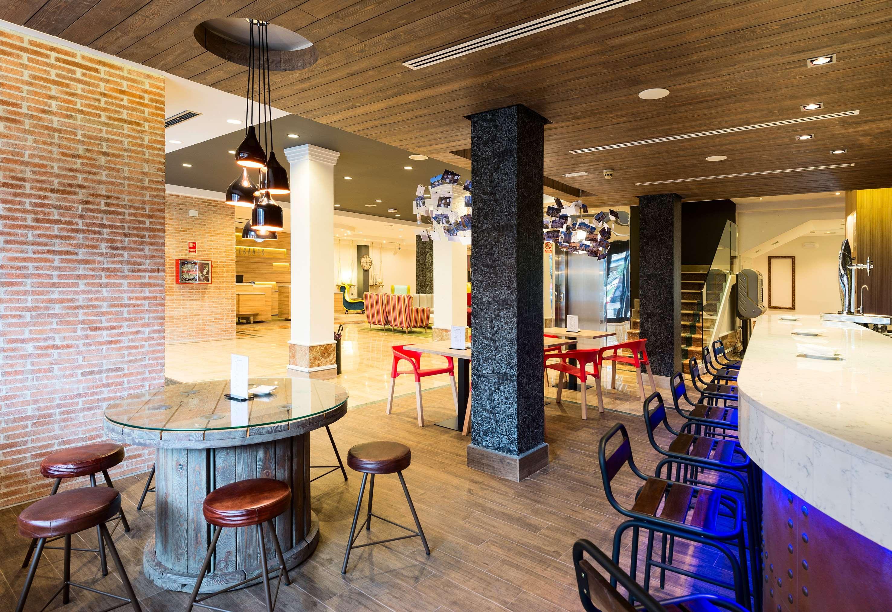 Hotel Madrid Leganes Affiliated By Melia Екстериор снимка