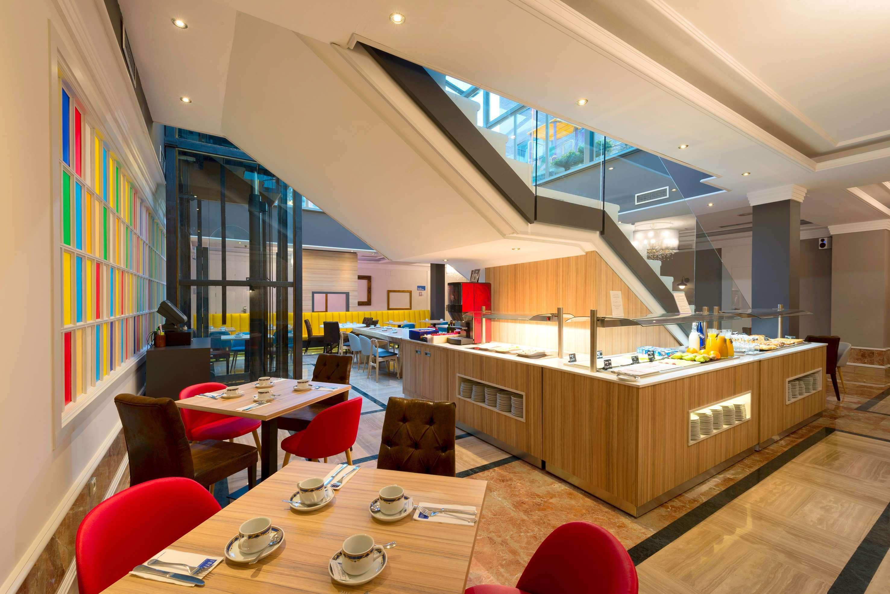 Hotel Madrid Leganes Affiliated By Melia Екстериор снимка