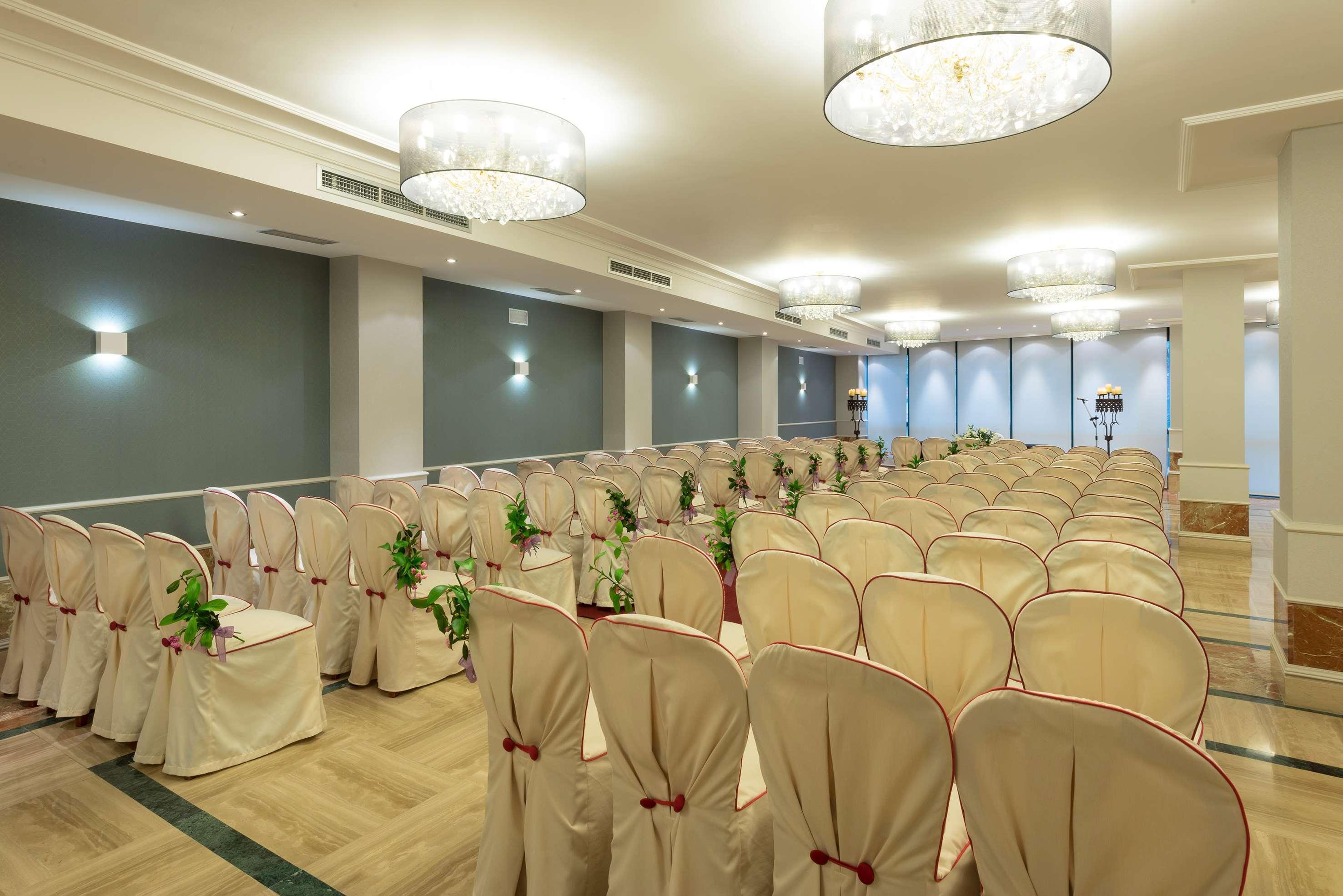 Hotel Madrid Leganes Affiliated By Melia Екстериор снимка