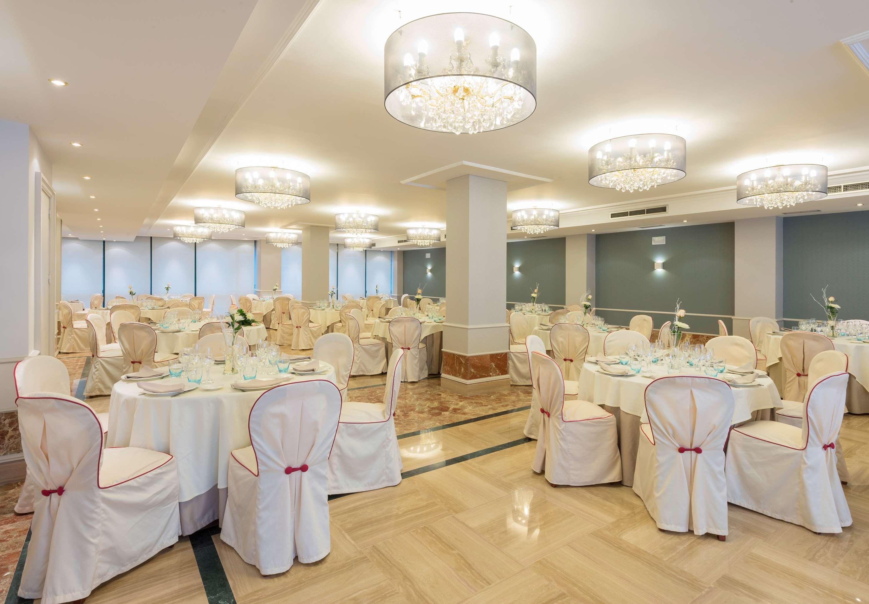 Hotel Madrid Leganes Affiliated By Melia Екстериор снимка