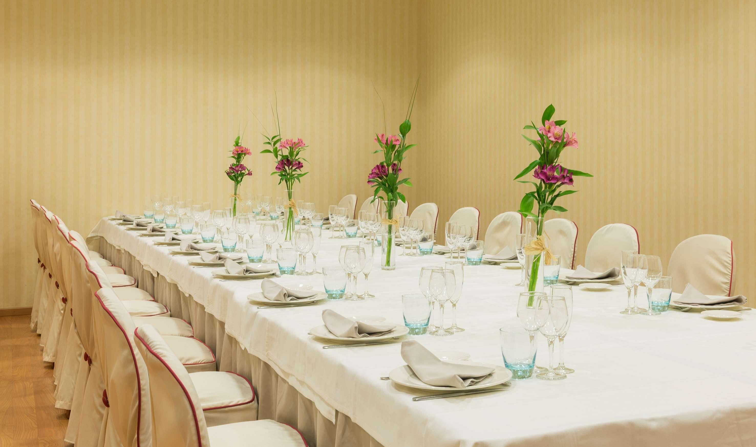 Hotel Madrid Leganes Affiliated By Melia Екстериор снимка